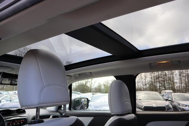 Jeep RENEGADE 1.3T Freedom Deze auto moet nog gereinigd worden.Facelift, Apple Carplay, Schuif- kanteldak, Panoramadak