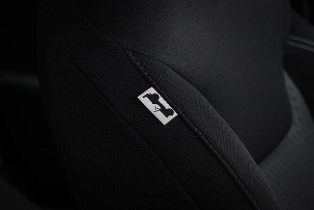 Jeep RENEGADE 1.3T DDCT 80th Anniversary | PARKING PACK | NAVIGATIE | DAB | APPLE | CAMERA | TREKHAAK