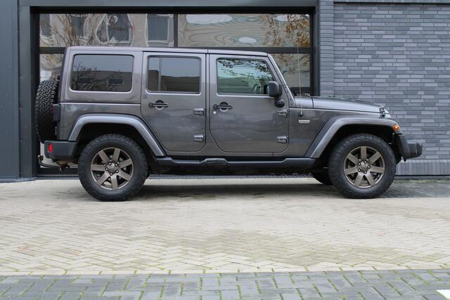 Jeep WRANGLER 2.8 CRD 75th Anniversary | EX.BTW | NAP! | INCLSOFT-TOP | NAVI | STOELVERWARMING |