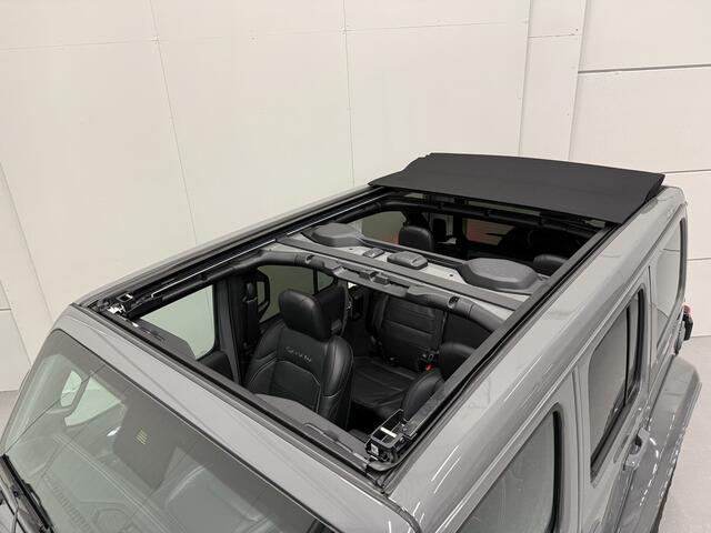 Jeep WRANGLER Unlimited 4xe 380 Sahara SkyOne STING-GREY/CUSTOM PPW EDITION/ZWART-LEER/CAMERA/LED/ALPINE-AUDIO/ACC/STOEL&STUURVERW/AFN.TREKHAAK/UNIEK AUTO/ONE OF A KIND/BTW-AUTO