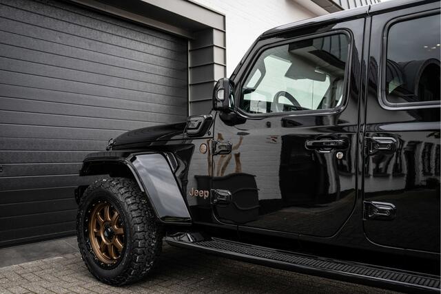 Jeep WRANGLER Unlimited 4xe 380 / OFD voorburmper / KMC 20" velgenset