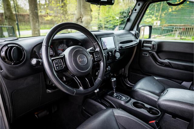 Jeep WRANGLER Unlimited 3.6 Sahara Trekhaak Carplay Alpine