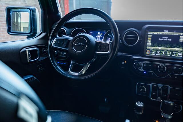 Jeep WRANGLER Unlimited 4xe 380 Sahara 80th Anniversary Trekhaak/Camera voor+achter/Apple carplay/Stoelverwarming/Stuurverwarming/Lederen bekleding/Adaptieve Cruise control/Keyless/Navigatie