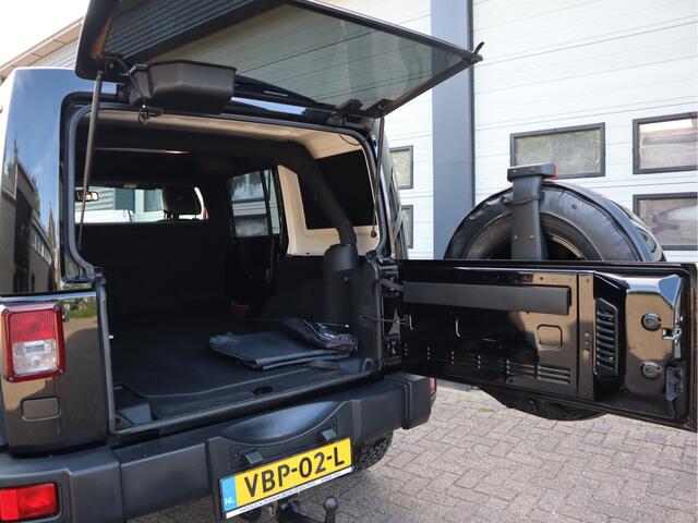 Jeep WRANGLER 2.8 CRD 200pk Euro 6 Rubicon Recon - Grijs kenteken - LED - Trekhaak - Airco