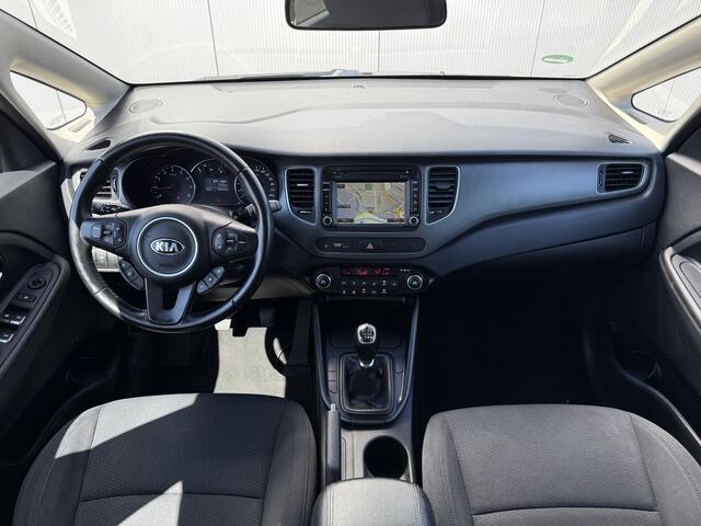 KIA CARENS 1.6 GDi DynamicLine / 7 persoons / Navigatie / Trekhaak / Climate Control / Cruise Control / Nette auto! /