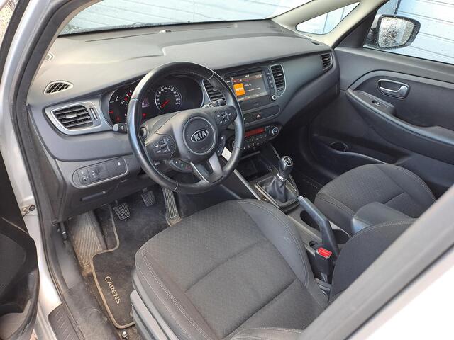 KIA CARENS 1.6 GDi DynamicLine 7-Persoons, Apple Carplay/Android auto,