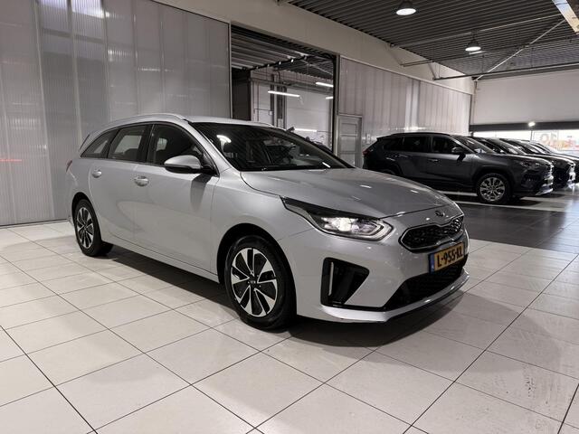 KIA CEE D Ceed Sportswagon 1.6 GDI PHEV DynamicLine Plug-in, Apple Carplay/Android Auto, Navigatie, Camera.