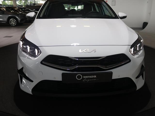 KIA CEE D Ceed SW PE DynamicLine MY25 1.5 T-GDi DCT7 (A)