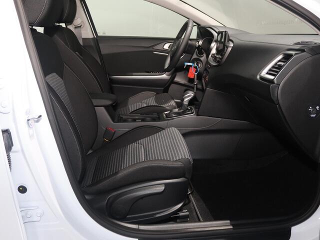 KIA CEE D Ceed SW PE DynamicLine MY25 1.5 T-GDi DCT7 (A)