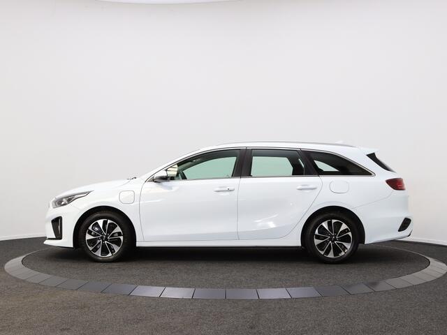 KIA CEE D 1.6 GDI PHEV DynLine