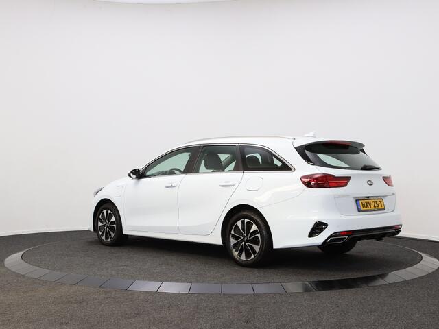 KIA CEE D 1.6 GDI PHEV DynLine