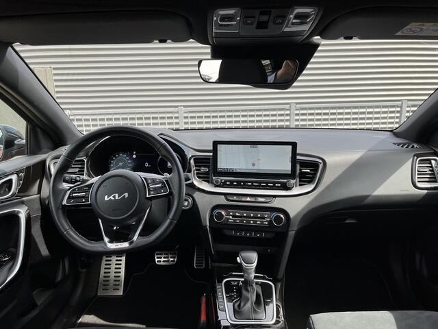 KIA CEE D Ceed Sportswagon 1.5 T-GDi GT-Line AUTOMAAT NAVIGATIE | ACHTERUITRIJCAMERA | LEER/ALCANTARA