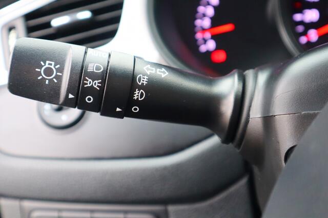 KIA CEE D 1.6 GDI First Ed. | cruise | led | navi/BT | lm.velg | dealer oh