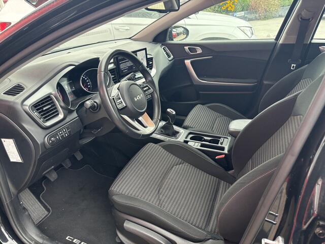 KIA CEE D Ceed Sportswagon 1.0 T-GDi DynamicLine FULL LED / NAVI / CLIMA / CAMERA / PDC / BLUETOOTH / CRUISE / NL-AUTO