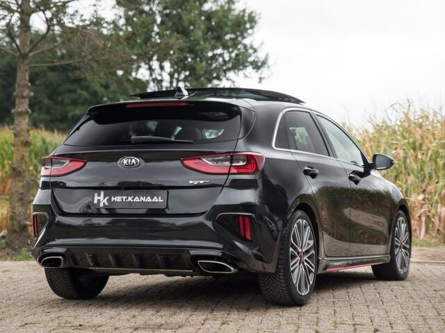 KIA CEE D Ceed 1.6 T-GDi GT Pano Virtual ACC JBL Memory