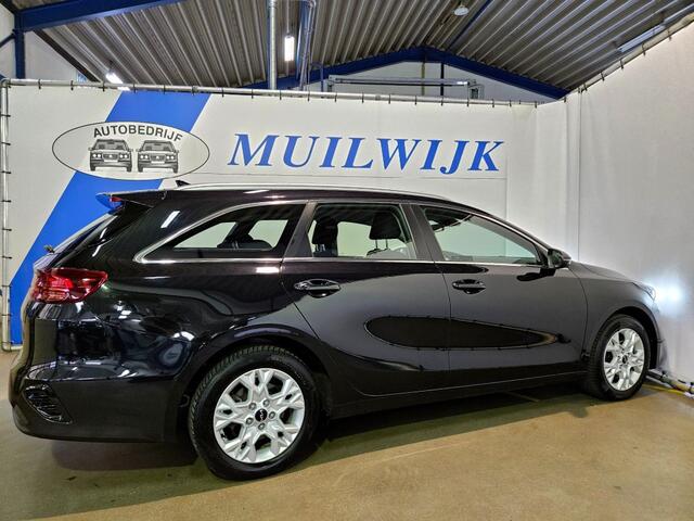 KIA CEE D 1.0 T-GDi DynamicLine / Camera / Navi / NL Auto