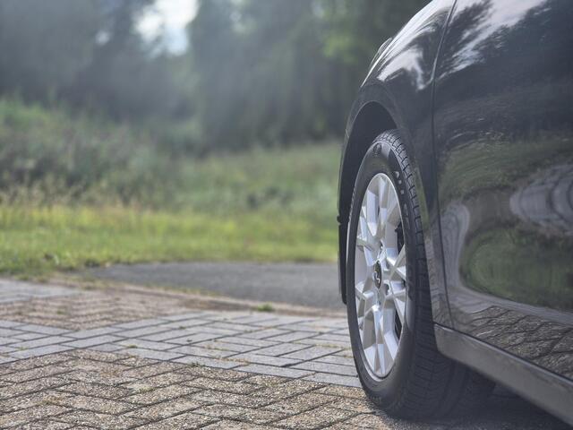 KIA CEE D Ceed Sportswagon 1.5 T-GDi DynamicLine