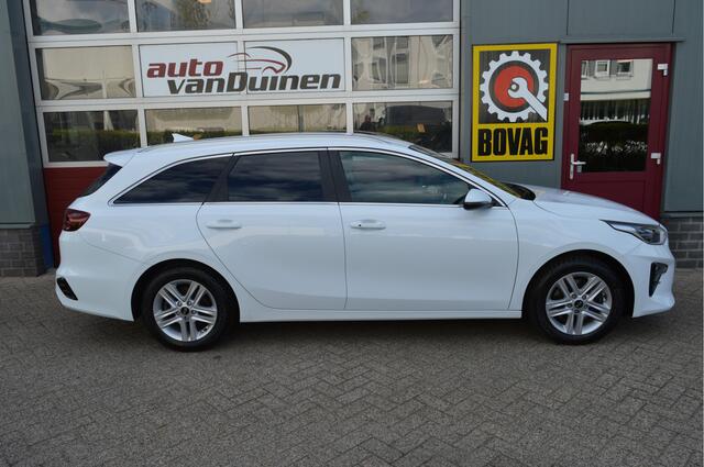 KIA CEE D Ceed Sportswagon 1.0 T-GDi DynamicPlusLine O.a: Half Leder, Key-less, Navi, Clima, Carplay, Camera, Pdc, Etc... Rijklaar All-In Prijs!
