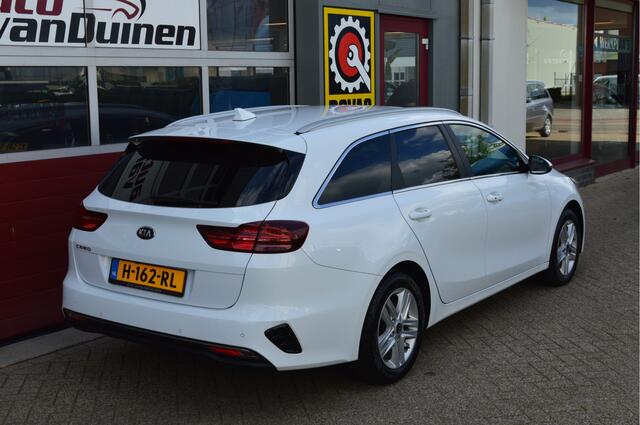 KIA CEE D Ceed Sportswagon 1.0 T-GDi DynamicPlusLine O.a: Half Leder, Key-less, Navi, Clima, Carplay, Camera, Pdc, Etc... Rijklaar All-In Prijs!