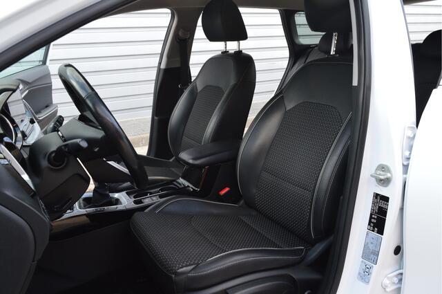 KIA CEE D Ceed Sportswagon 1.0 T-GDi DynamicPlusLine O.a: Half Leder, Key-less, Navi, Clima, Carplay, Camera, Pdc, Etc... Rijklaar All-In Prijs!