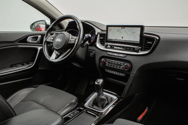 KIA CEE D Ceed Sportswagon 1.0 T-GDi DynamicPlusLine Carplay/ Navigatie/ Stuur-stoelverwarming/ Half leer/ Climate control