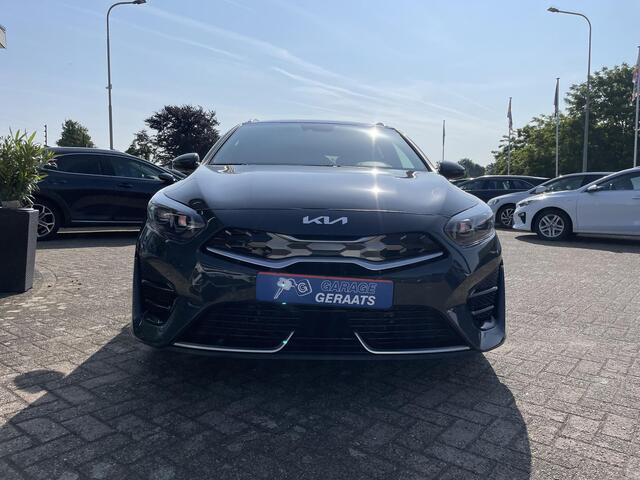 KIA CEE D Ceed Sportswagon 1.6 GDI PHEV ExecutiveLine FULL OPTION | Schuifdak, Stoelventilatie, Digitaal Display, Leer, Elektr. achterklep, 1e eigenaar, 1300kg trekgewicht!
