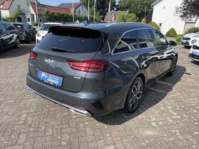 KIA CEE D Ceed Sportswagon 1.6 GDI PHEV ExecutiveLine FULL OPTION | Schuifdak, Stoelventilatie, Digitaal Display, Leer, Elektr. achterklep, 1e eigenaar, 1300kg trekgewicht!