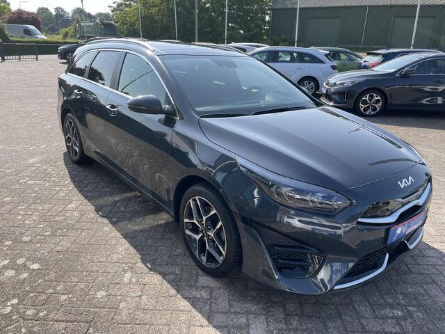KIA CEE D Ceed Sportswagon 1.6 GDI PHEV ExecutiveLine FULL OPTION | Schuifdak, Stoelventilatie, Digitaal Display, Leer, Elektr. achterklep, 1e eigenaar, 1300kg trekgewicht!