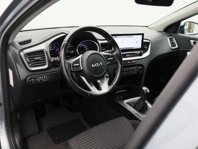 KIA CEE D Ceed Sportswagon 1.5 T-GDi DynamicLine/ lage km/ compleet!