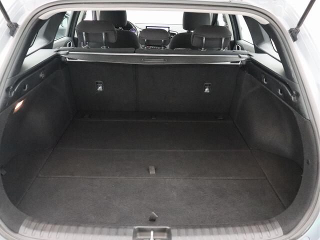 KIA CEE D Ceed Sportswagon 1.5 T-GDi DynamicLine/ lage km/ compleet!