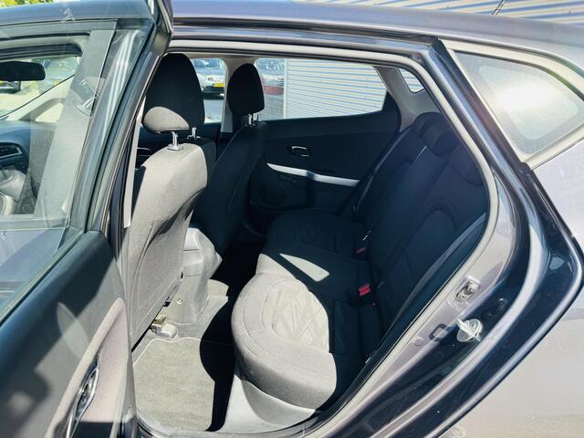KIA CEE D cee'd 1.6 GDI ComfortPlusLine Navigator Trekhaak | Nette Ceed !