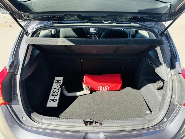 KIA CEE D cee'd 1.6 GDI ComfortPlusLine Navigator Trekhaak | Nette Ceed !