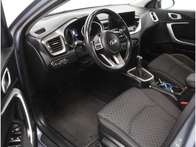 KIA CEE D Ceed 1.0 T-GDi DynamicLine | CAMERA | CARPLAY | NAVIGATIE | PDC | LMV | CRUISE