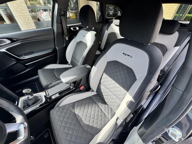 KIA CEE D Ceed Sportswagon 1.0 T-GDi GT-Line Business Edition Climate Control Carplay