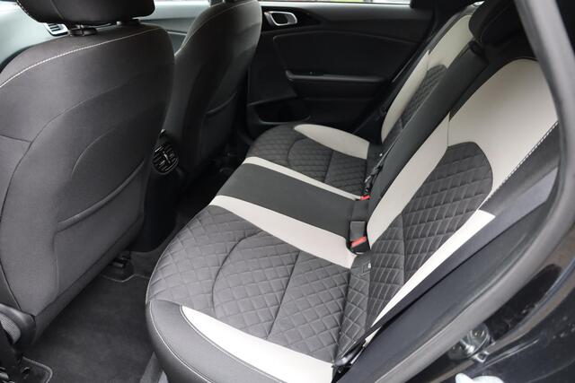 KIA CEE D Ceed Sportswagon 1.4 T-GDi GT-PlusLine TREKHAAK HALF-LEER CARPLAY STOEL/STUURVERW. JBL-SOUND ELEC.ACHTERKLEP ADAPTIVE-CRUISE CLIMA NAVI 2XPDC 17''LMV