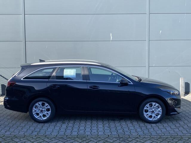 KIA CEE D Ceed SW 1.5 T-GDi MHEV DCT7 DynamicLine | Navigatie | Parkeercamera | Climate Control | Cruise Control Adaptief |