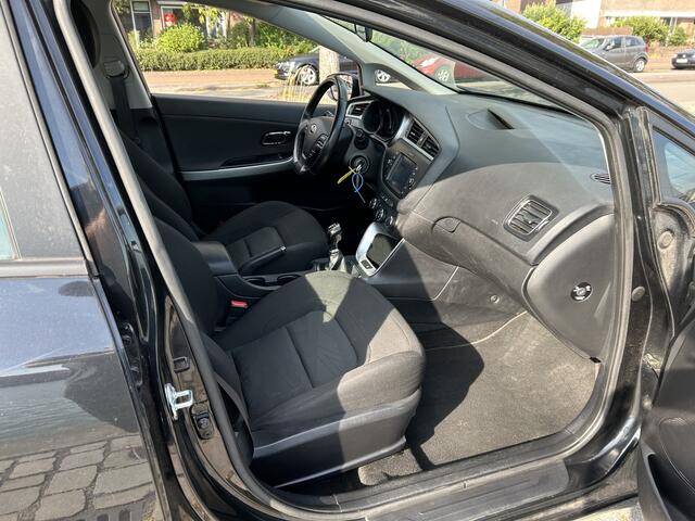 KIA CEE D cee'd Sportswagon 1.6 GDI First Edition navi/camera airco/ecc apk