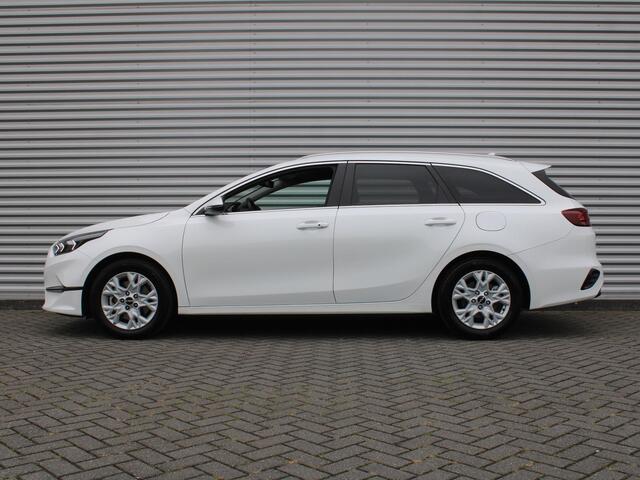 KIA CEE D Ceed Sportswagon 1.5 T-GDi DynamicPlusLine | Stoel- & stuurverwarming | Camera | Clima | Cruise | LED | Navi | Elek. achterklep | 16" LM |