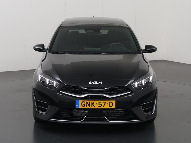 KIA CEE D Ceed 1.5 T-GDi GT-Line | Panoramadak | Stoel/Stuurwielverwarming | Navigatie | Parkeercamera | Climate control