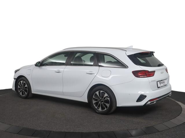 KIA CEE D Ceed Sportswagon 1.6 GDI PHEV DynamicPlusLine Edition - Rijklaar! - Adaptive cruise control - Plug In - Navigatie - Climate Control - Apple/Android Carplay Stoel en stuurverwarming