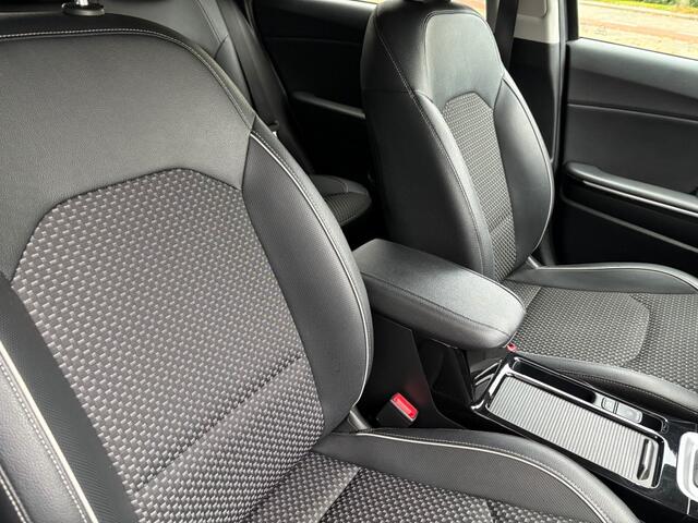 KIA CEE D 1.0 T-GDI MHEV Automaat Navigatie Haf Leder Trekhaak afnb