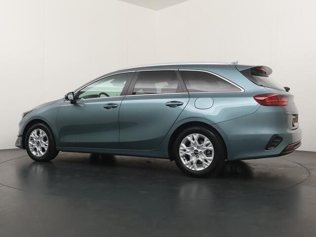 KIA CEE D Ceed Sportswagon 1.5 T-GDi DynamicPlusLine - Navigatie - Stoel/Stuur Verwarming - Dodehoek Detectie - LED Koplampen - Fabrieksgarantie tot 2031