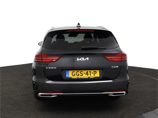 KIA CEE D Ceed Sportswagon 1.5 T-GDi GT-Line Apple Carplay/Android Auto - Cruise Control - Dodehoekdetectie - Panorama Dak - Navigatie - Stuur/Stoelverwarming - Fabrieksgarantie tot 07-2031
