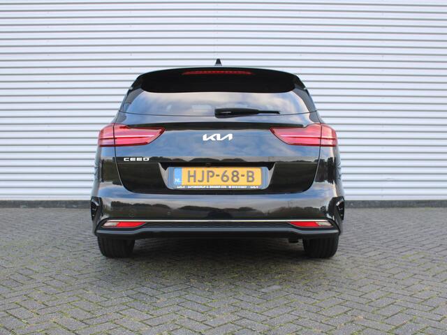 KIA CEE D Ceed Sportswagon 1.5 T-GDi DynamicPlusLine | Stoel- & stuurverwarming | Camera | Clima | Cruise adapt. | LED | Navi | Elek. achterklep | 16" LM |