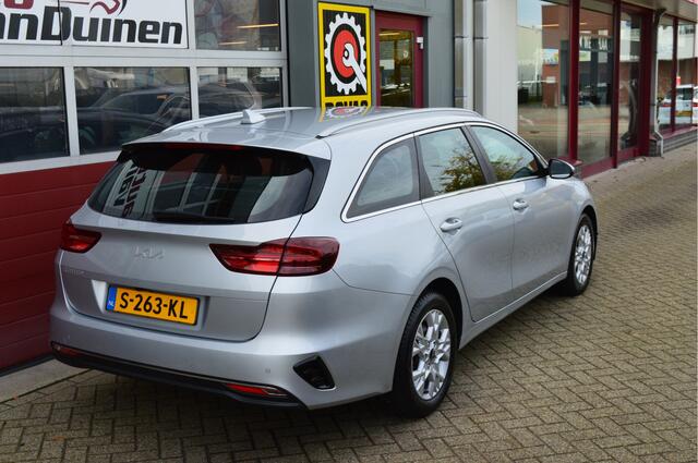 KIA CEE D Ceed Sportswagon 1.0 T-GDi MHEV DynamicLine O.a: PDC, Camera, Clima, Navi, Cruise, Carplay, Etc. All-in prijs!