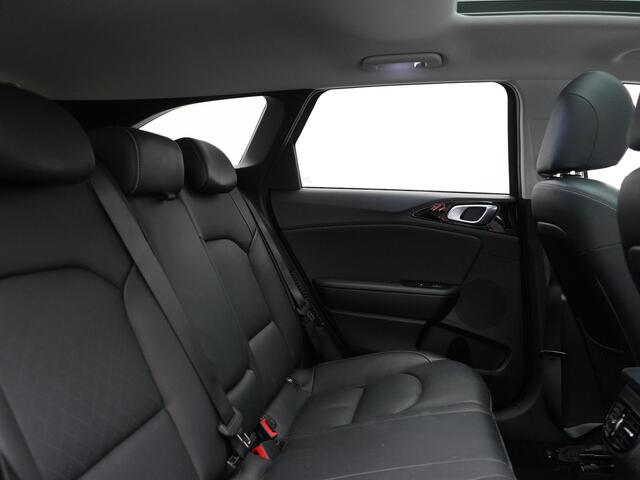 KIA CEE D Ceed Sportswagon 1.6 GDI ExecutiveLine Plug In Hybrid 141pk PHEV | Panodak | Adaptive Cruise | Camera | Lederen Sportstoelen Ventilatie & Memory | Apple Carplay | Keyless | Blis | Navigatie | DAB |