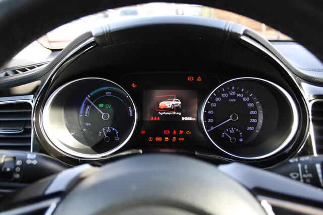 KIA CEE D Ceed Sportswagon 1.6 GDI PHEV DynamicPlusLine