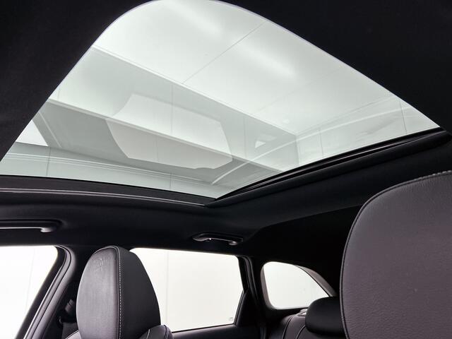 KIA CEE D Ceed Sportswagon 1.5 T-GDi GT-Line Interesse in deze Kia? Deze is uitsluitend te bezichtigen op basis afspraak in Kia Roosendaal BLACK FRIDAY DEAL