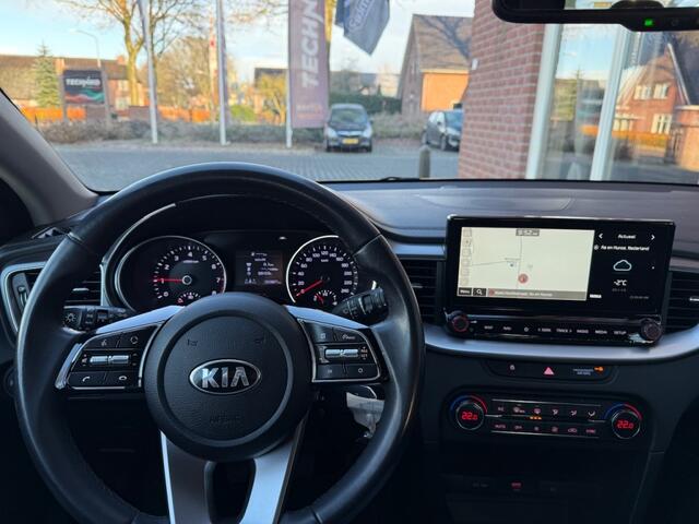 KIA CEE D 1.0 T-GDi DynamicL. CAMERA / TREKHAAK / CLIMA / CARPLAY / NAVI /