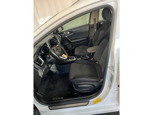 KIA CEE D Ceed Sportswagon 1.6 GDI PHEV PLUG-IN DynamicLine 1E EIGN/ECC/CAMERA/APPLE/LMV